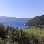 Iriana Village *