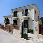 Iriana Village