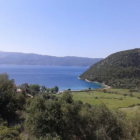 Iriana Village *
