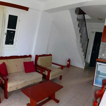 Διαμέρισμα Iriana Village *